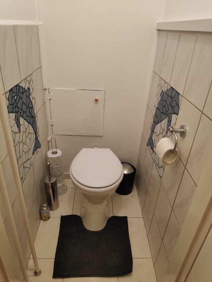 Koelcsey Apartman Apartment Szekszard Exterior photo